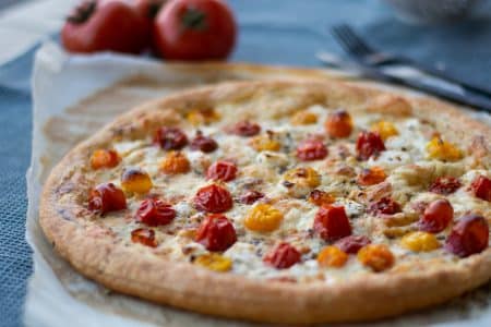 Recette de tarte à la tomate cerise et mozzarella